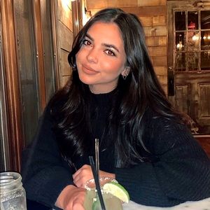 Meet your Posher, Emma